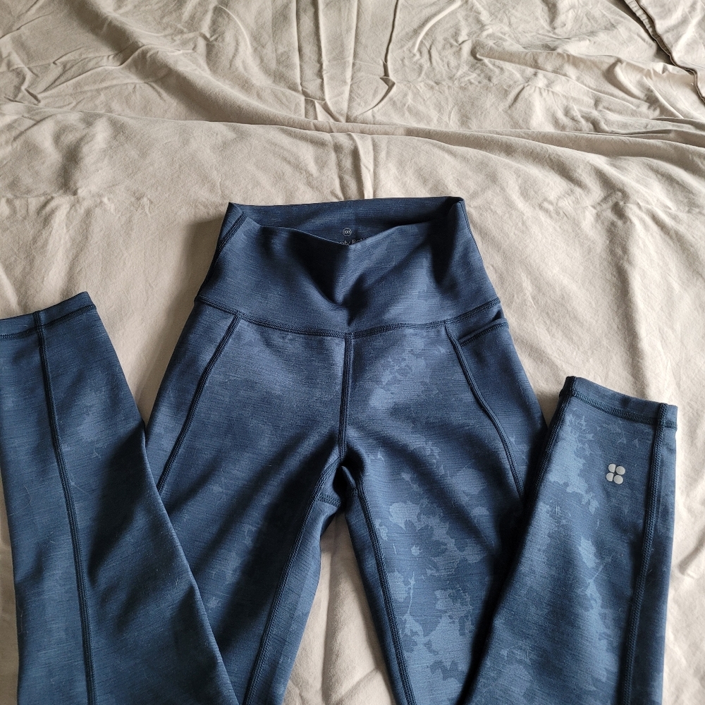Worn 1 x Sweaty Betty Super Scupt 7/8 leggings Beetle Blue